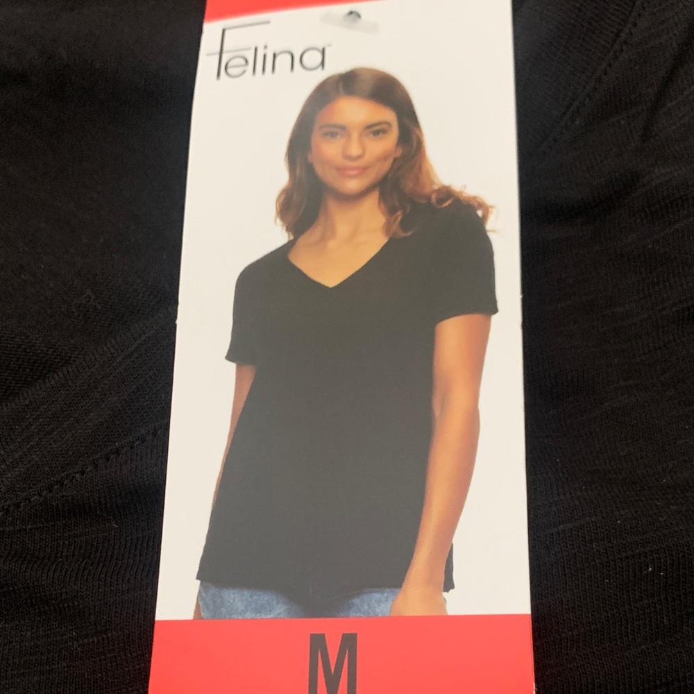 BNWT Felina Women's Classic Black V-Neck Tee